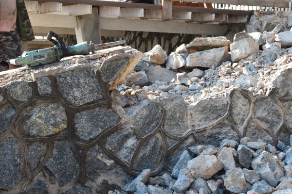 Retaining Wall Demolition in Schaumburg